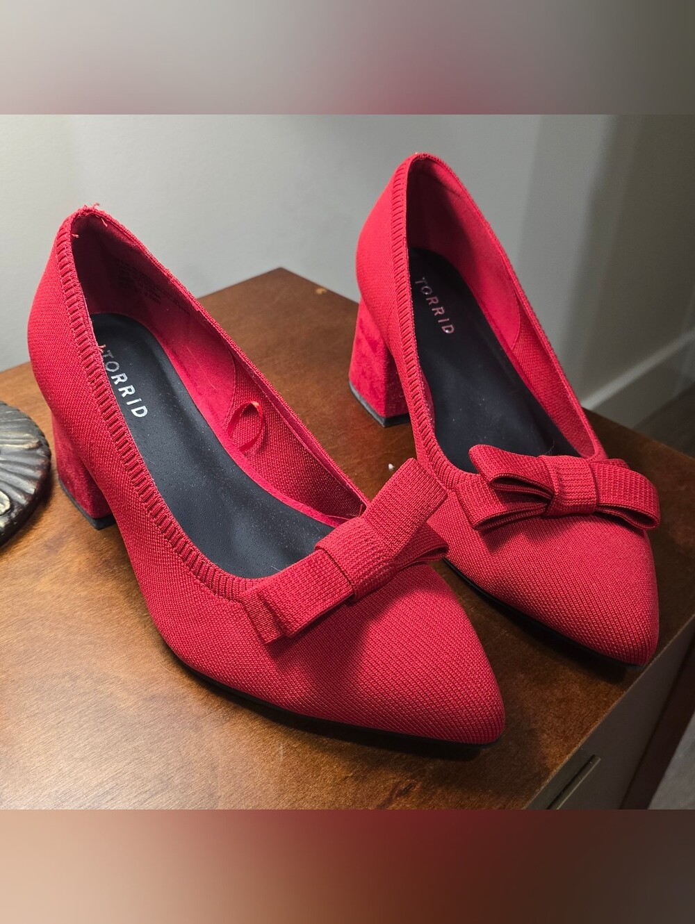 Used Torrid Red Bow Knit Block Heels Pointed Toes Size 10 Wide